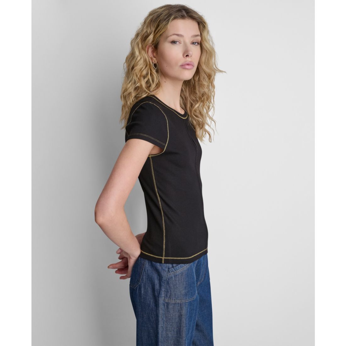 Dkny Women's Crewneck Contrast Stitch Top