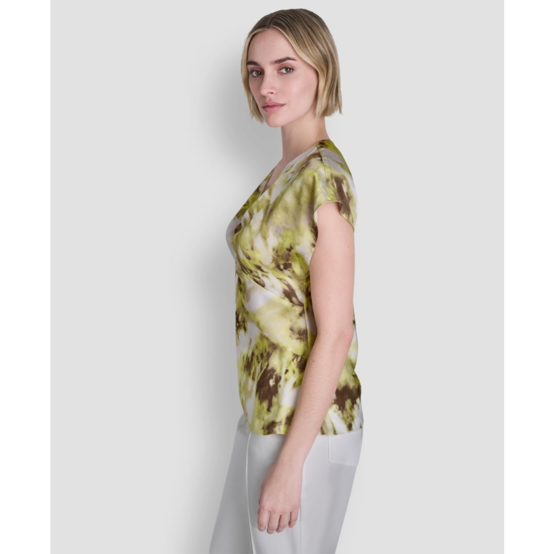 Dkny Women's Printed Woven Short-Sleeve V-Neck Blouse
