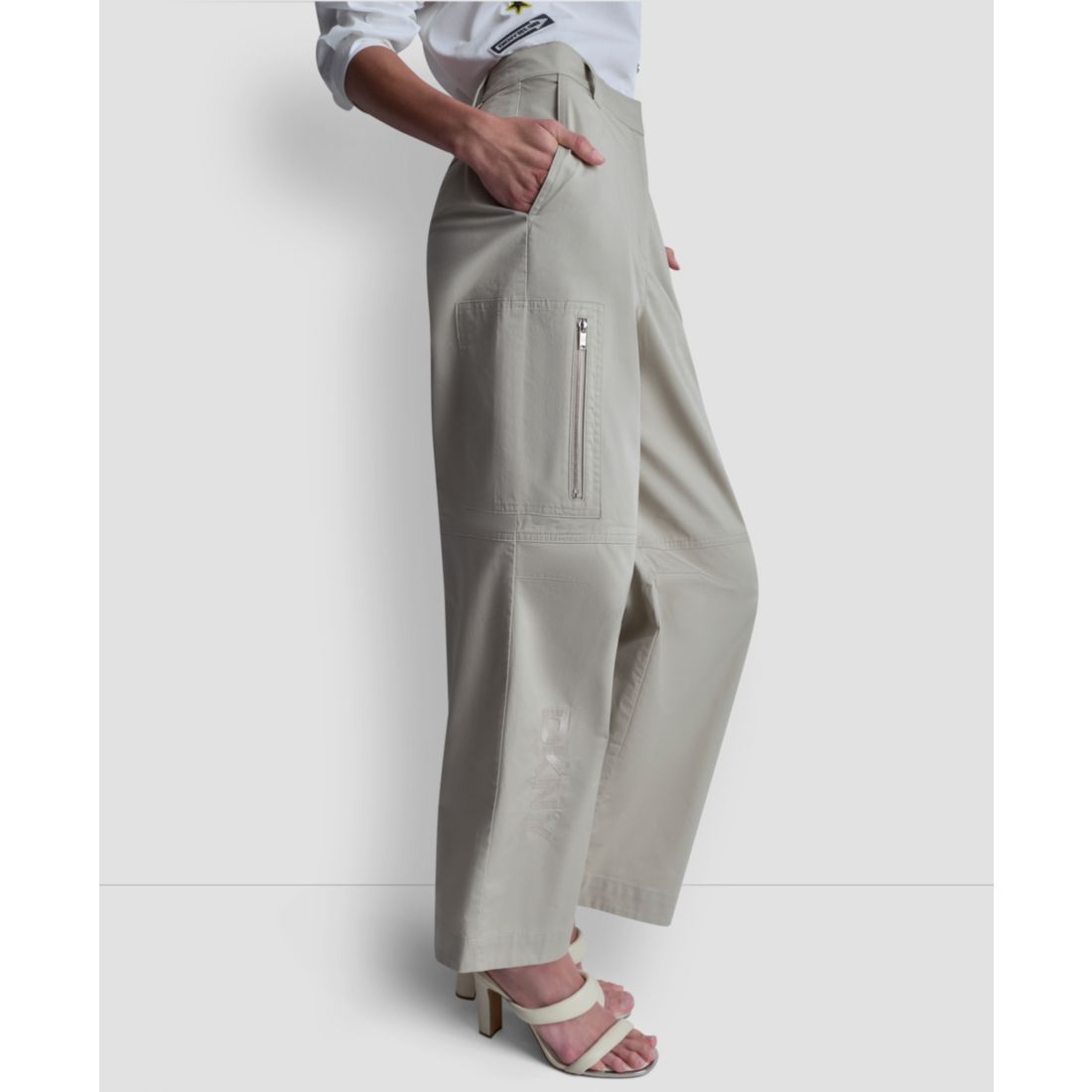 Dkny Women's Zippered Cargo Pants