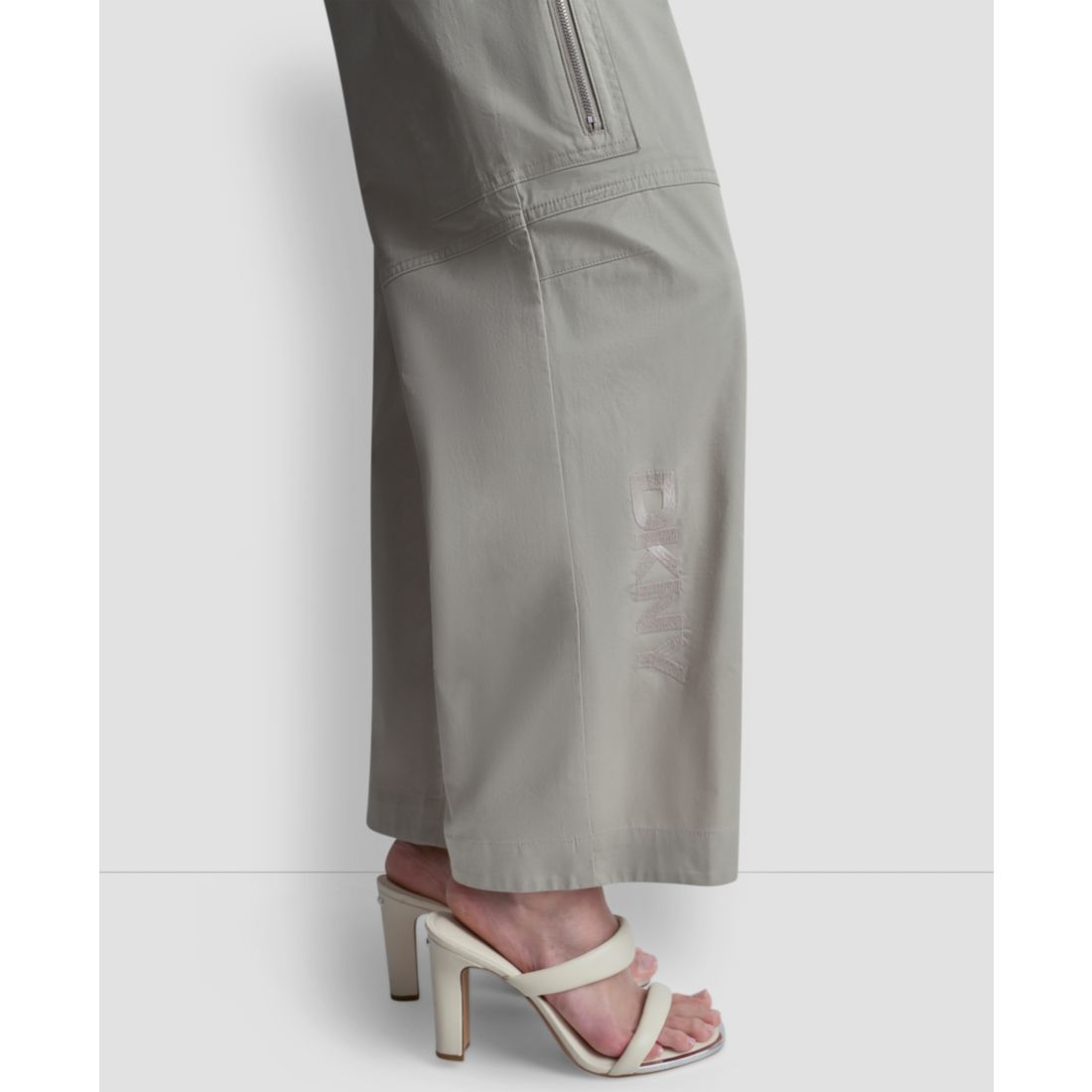Dkny Women's Zippered Cargo Pants