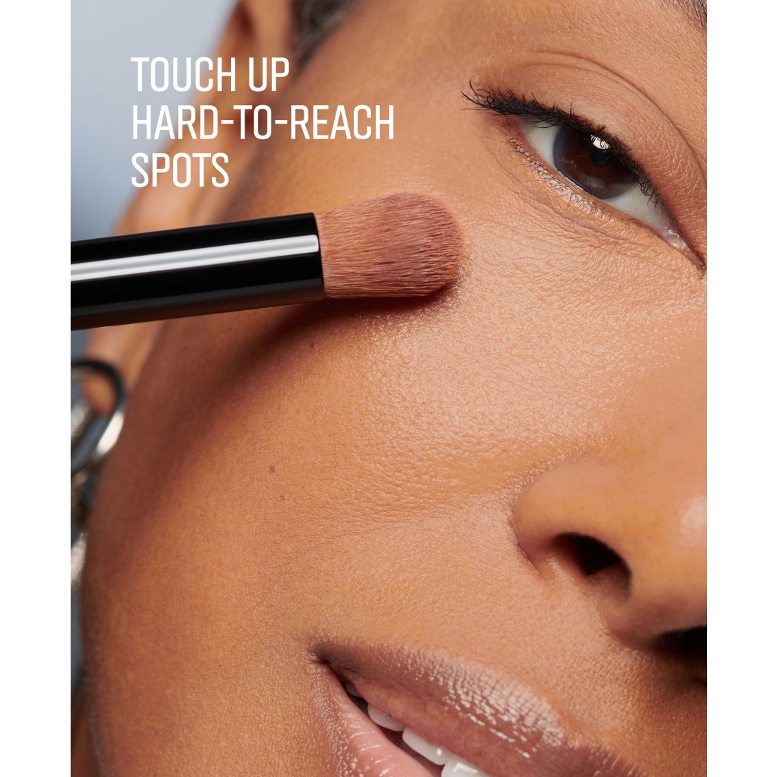 Bobbi Brown Full Coverage Touch Up Makeup Brush