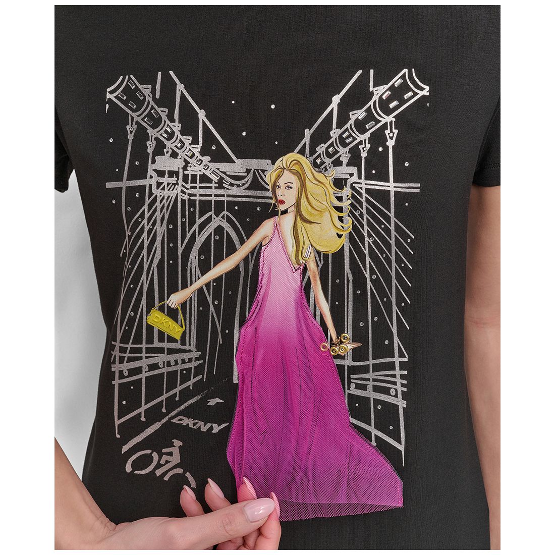 Dkny Women's Brooklyn Bridge Conversational T-Shirt