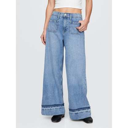 Women's Mid Rise Ultrasoft Baggy Jeans