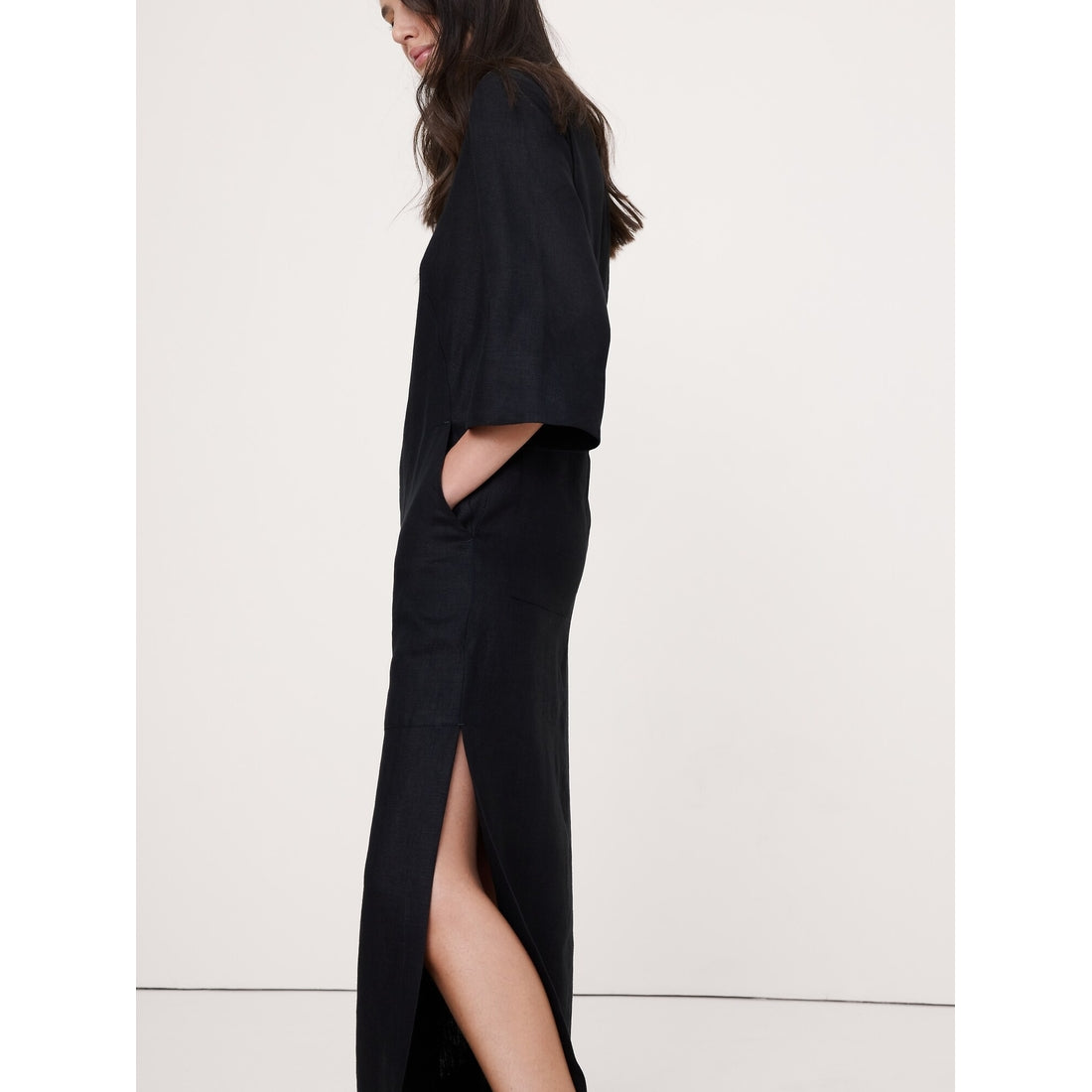 Women's Linen Scoop-Neck Maxi Dress
