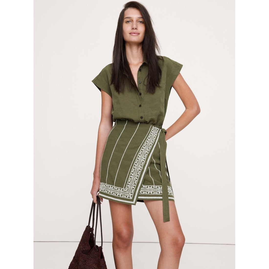 Women's Embroidered Tencel™-Linen Wrap Dress
