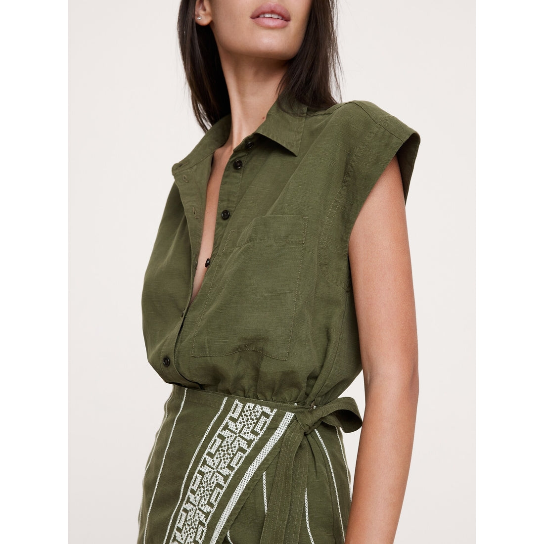 Women's Embroidered Tencel™-Linen Wrap Dress