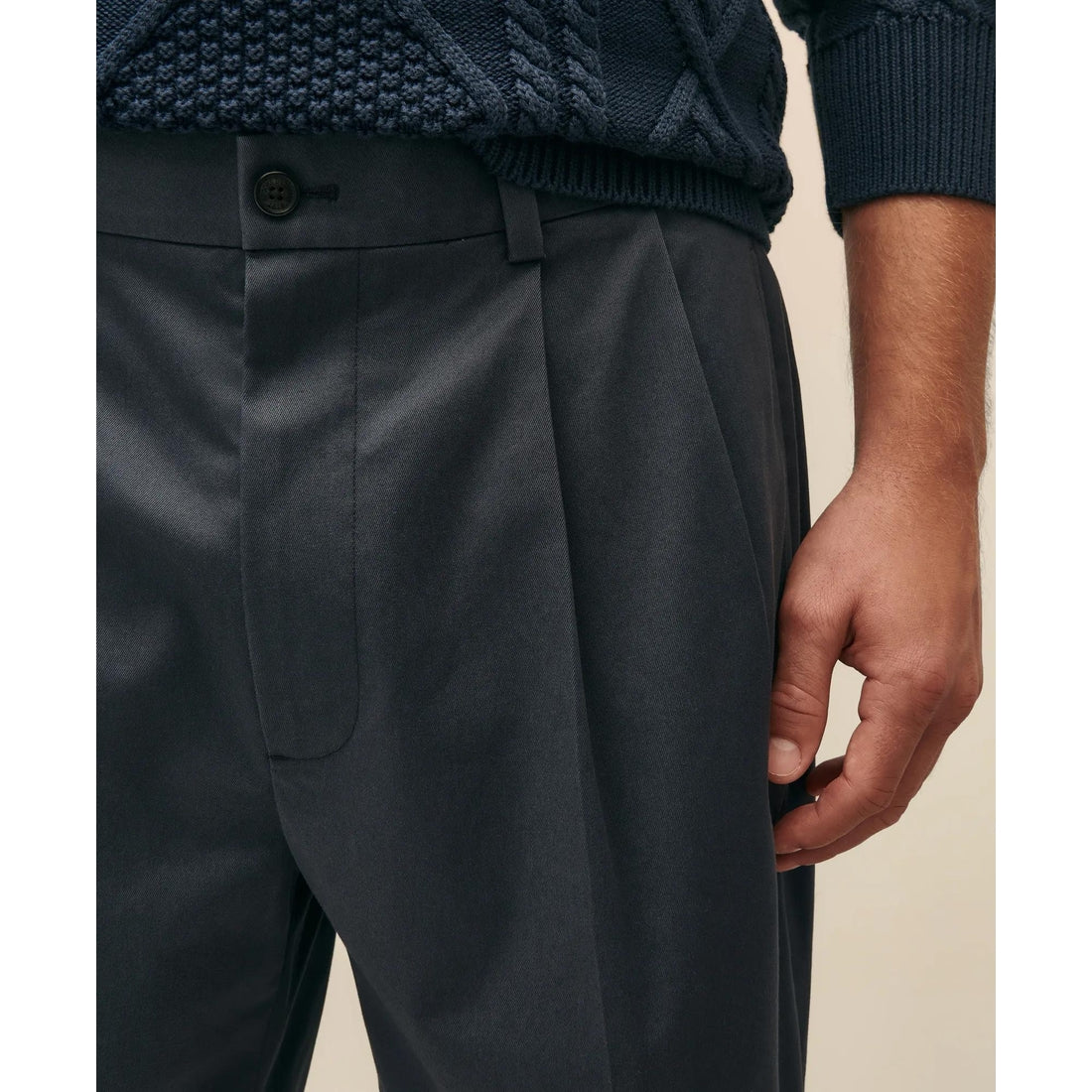 8" Pleat Front Stretch Advantage Chino Shorts