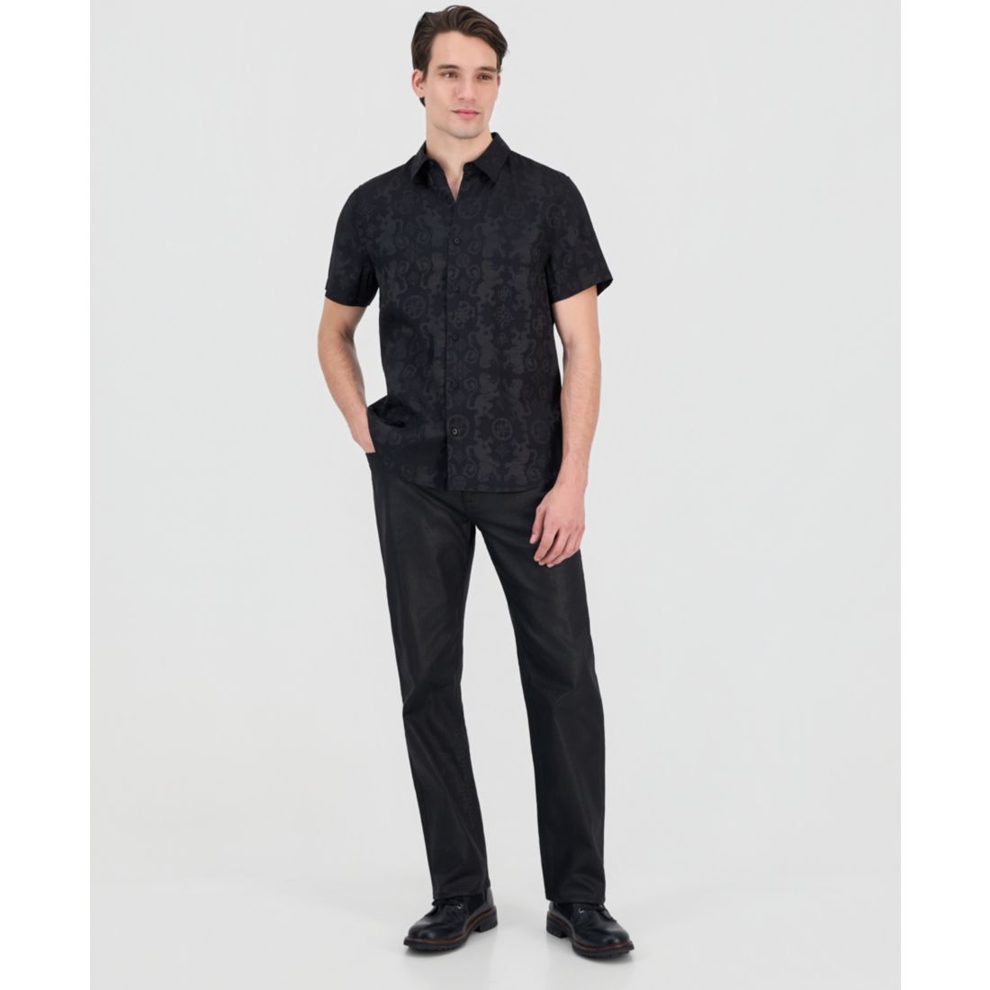 Guess Men's Lion Peony Jacquard Short-Sleeve Button-Front Shirt