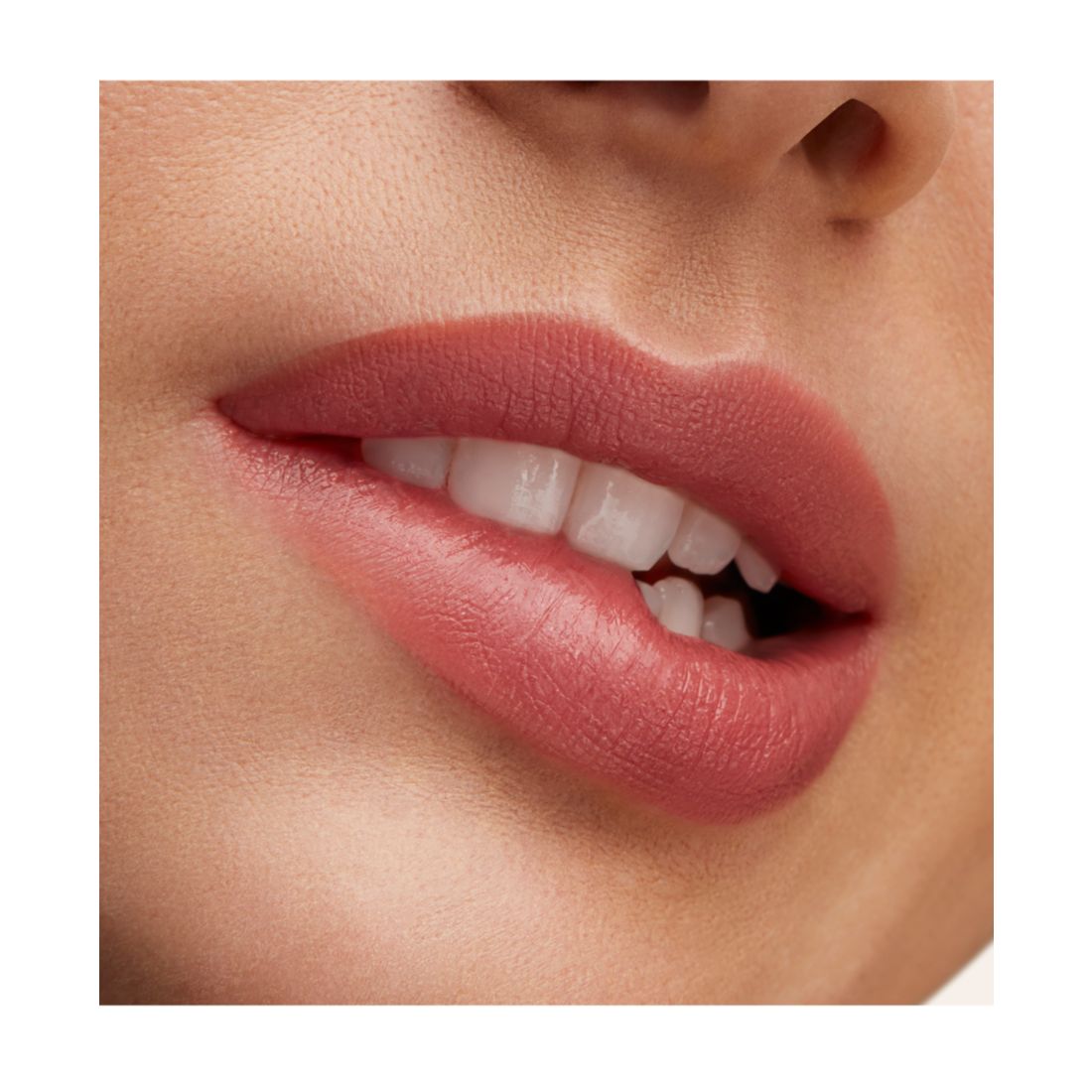 Mac Lustreglass Sheer-Shine Lipstick