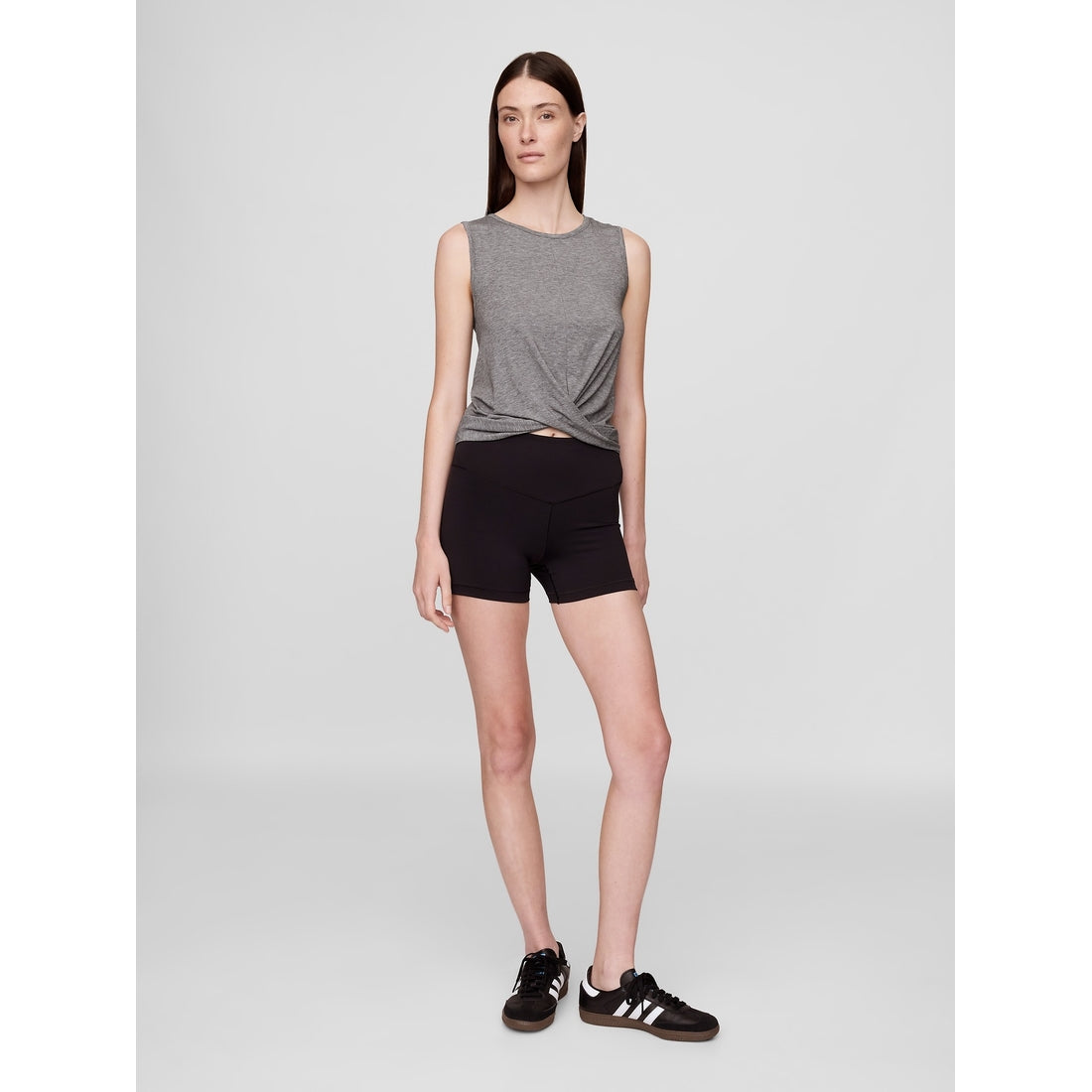 GapFit Breathe Twist-Front Tank Top
