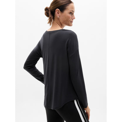 Women's Move With Ease Top