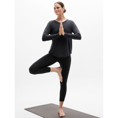 Women's Move With Ease Top