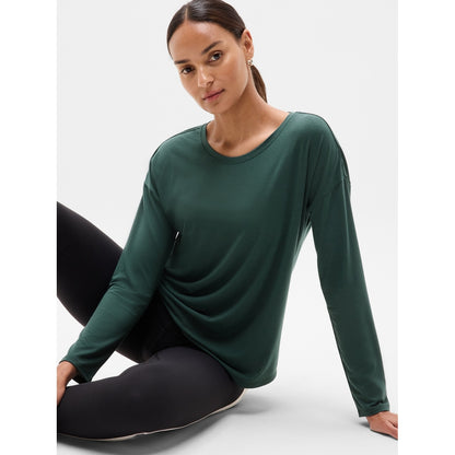 Women's Move With Ease Top