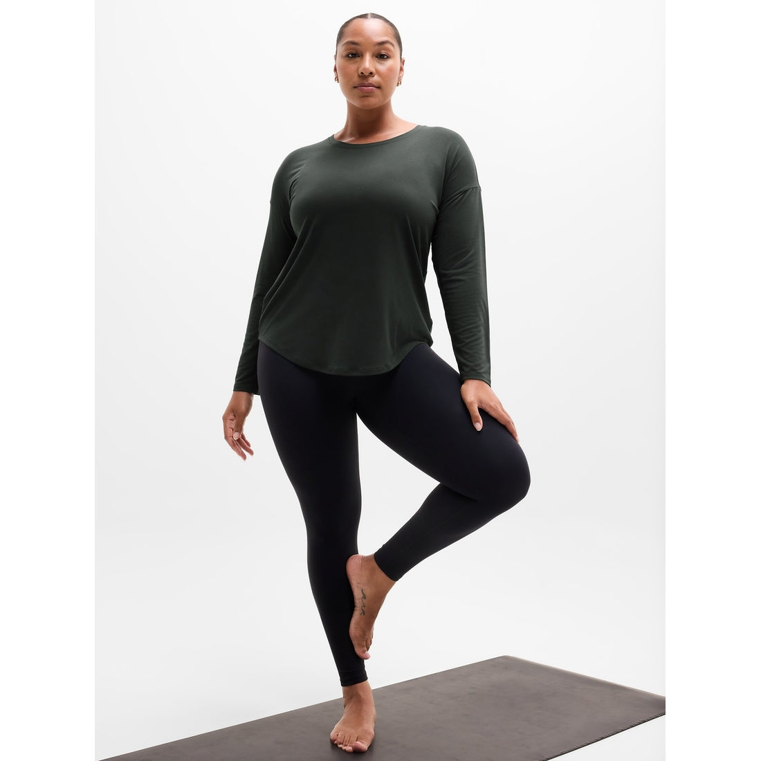Women's Move With Ease Top
