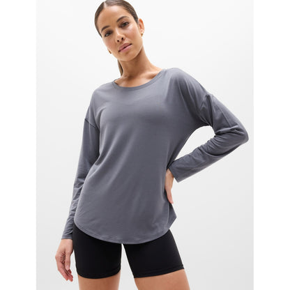 Women's Move With Ease Top