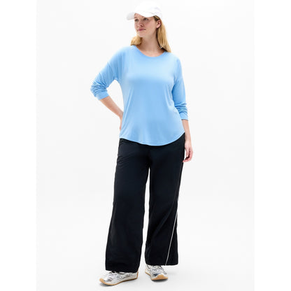 Women's Move With Ease Top