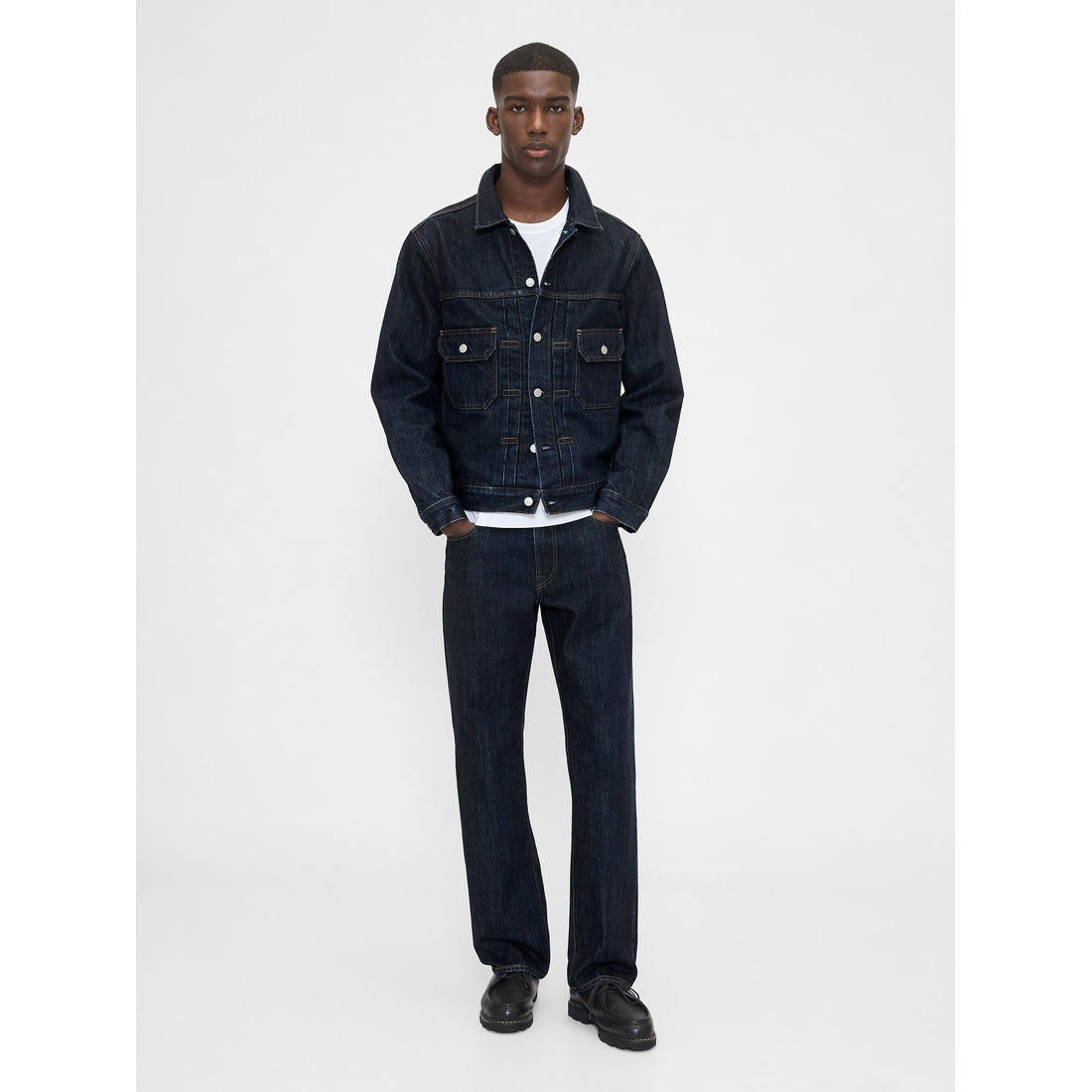 Women's Relaxed Straight Jeans