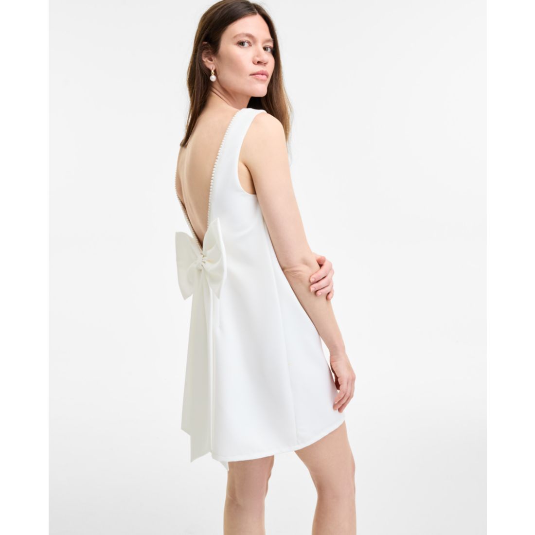 Seni & Cade Juniors' Low-Back Bow-Detail Shift Dress