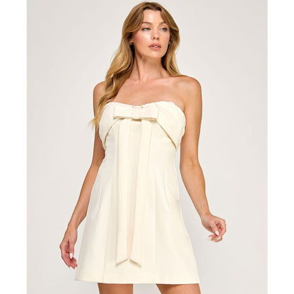 Seni & Cade Juniors' Strapless Mini Dress