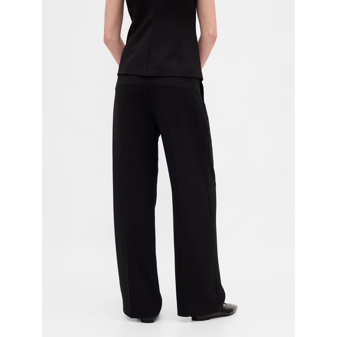 Women's 365 Low Rise Pleated Wide-Leg Trousers