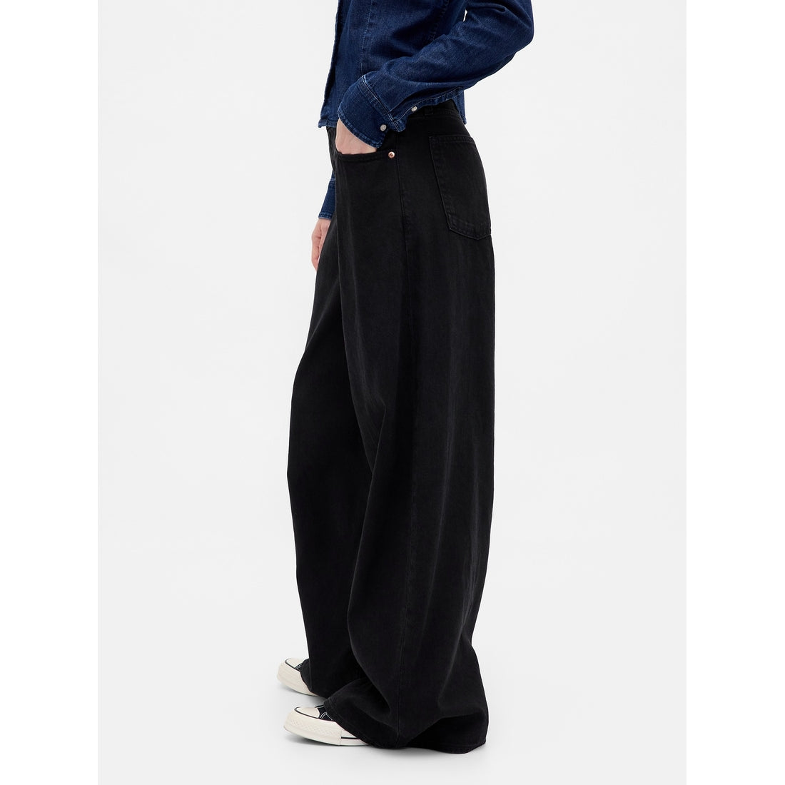 Women's Low Slung Extra Baggy Jeans