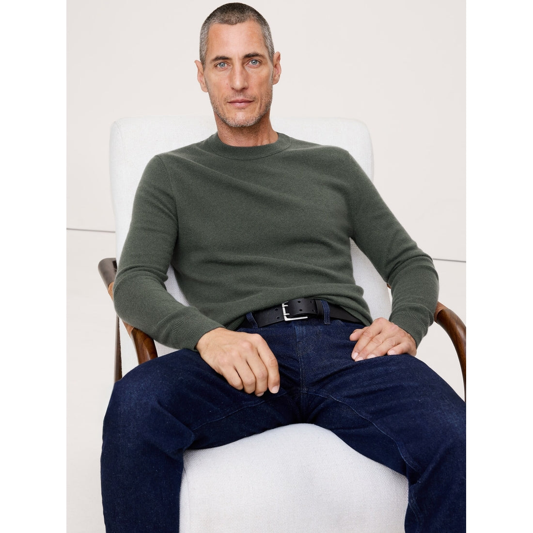 Men's Cashmere Crew-Neck Sweater