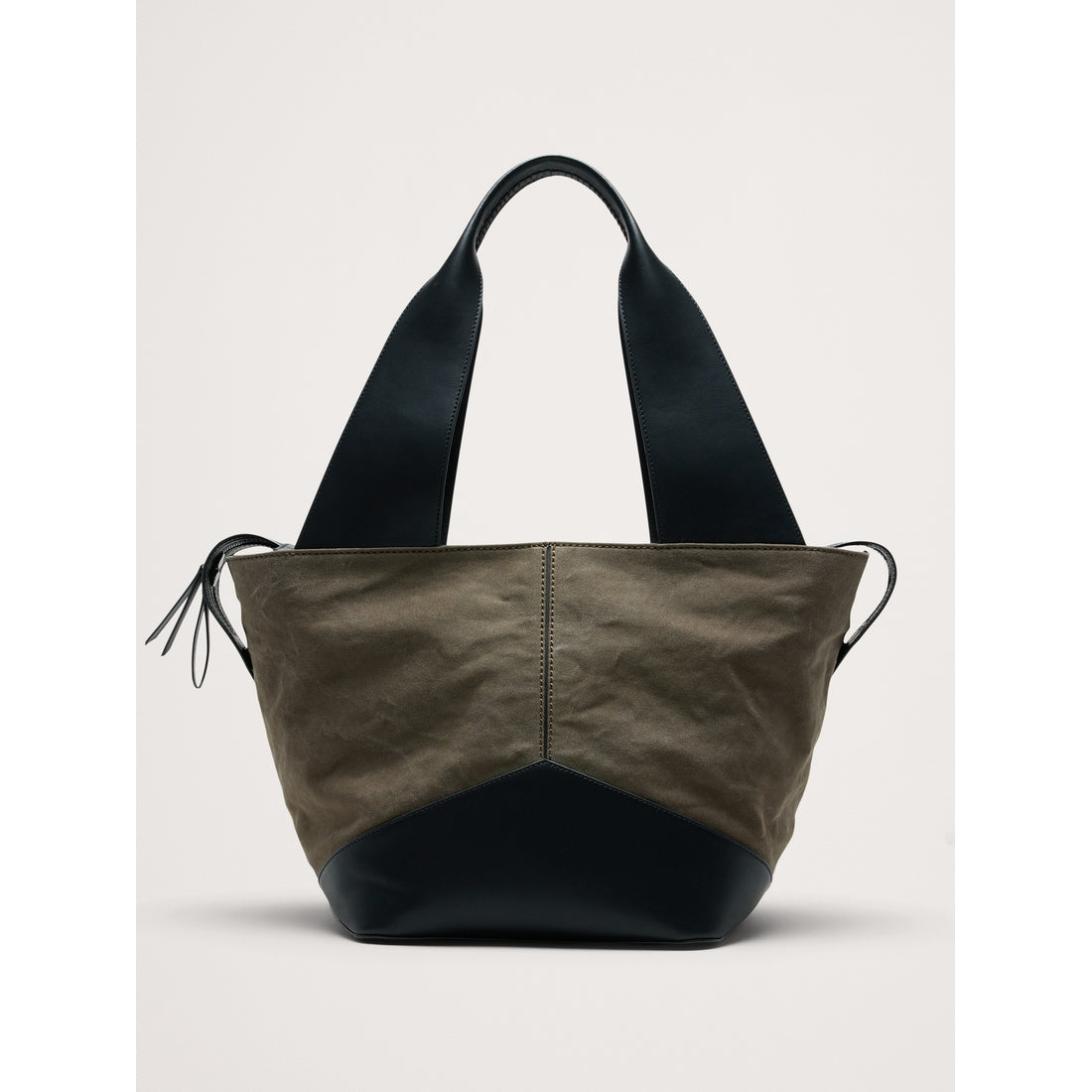 Women's Large Patchwork Medium Zip Tote