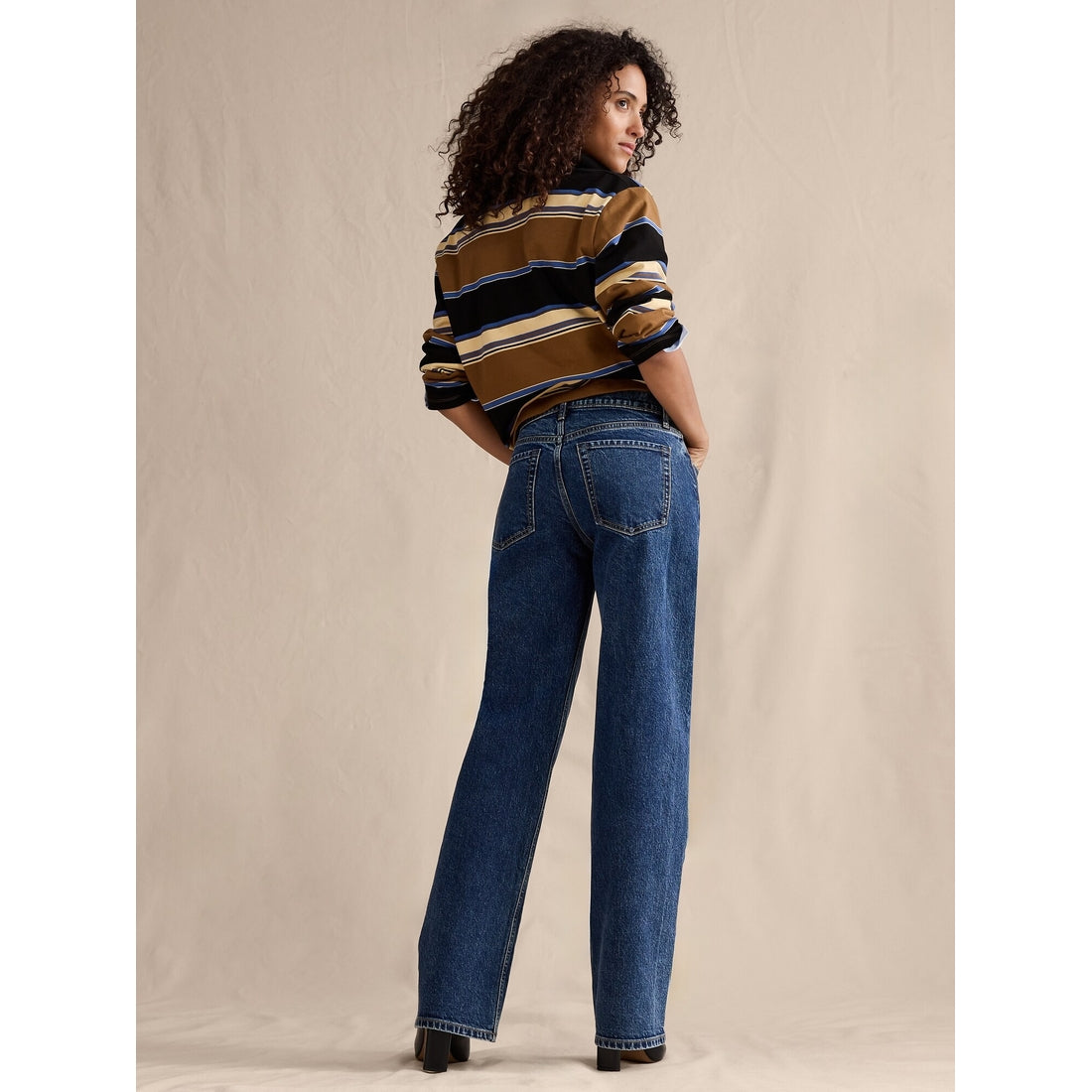 Women's Mid-Rise 90S Loose Jean
