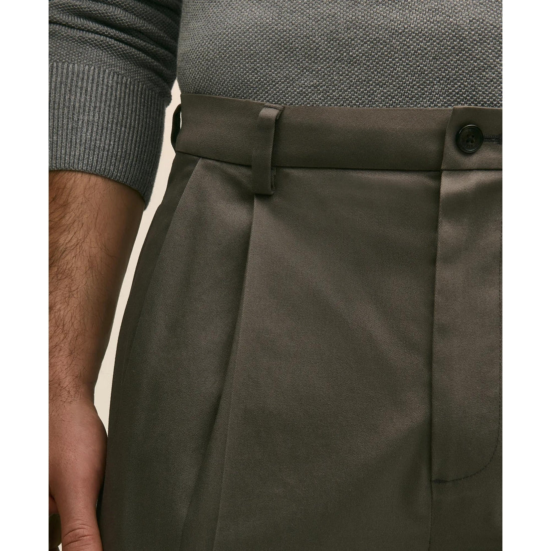 Pleated Traditional Fit Cotton Advantage Chino Pants