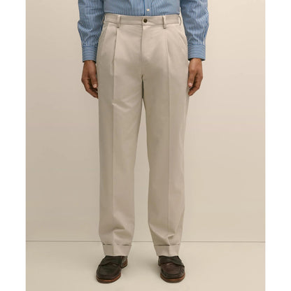 Pleated Traditional Fit Stretch Cotton Advantage Chino Pants