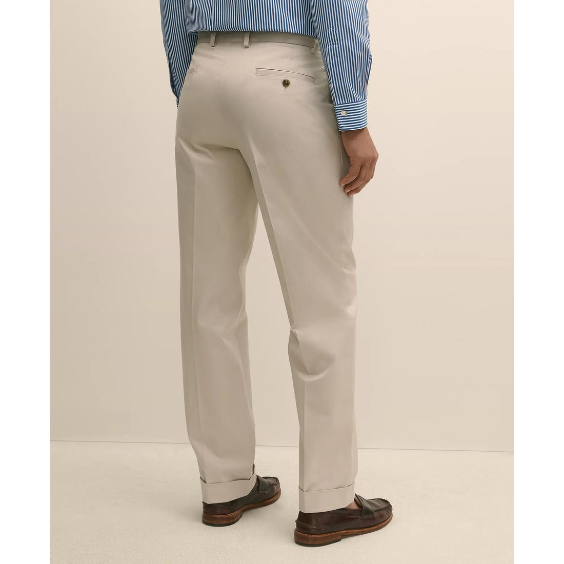Pleated Traditional Fit Stretch Cotton Advantage Chino Pants