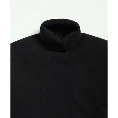 3-Ply Cashmere Turtleneck Sweater