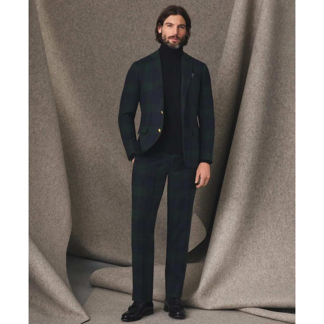 3-Ply Cashmere Turtleneck Sweater