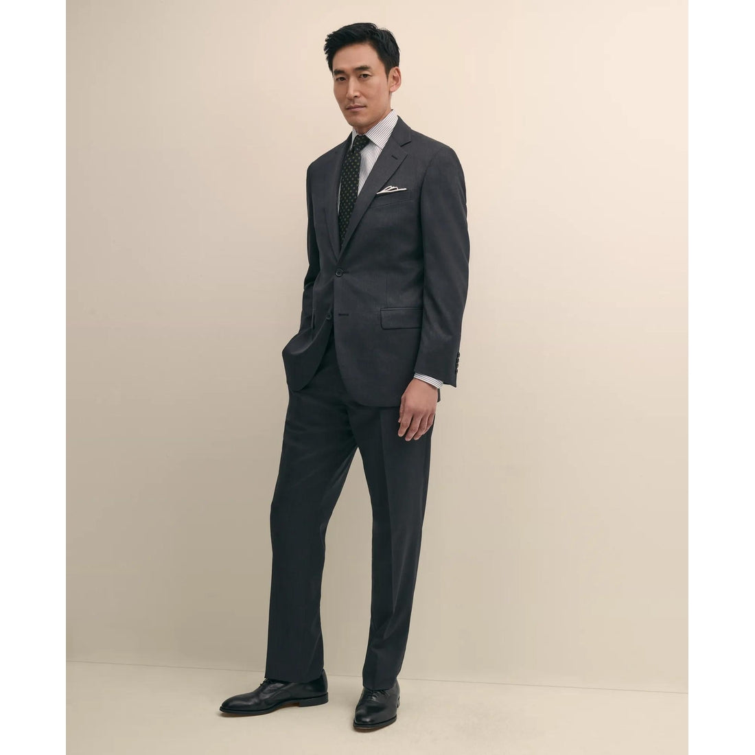 Traditional Fit Wool 1818 Suit