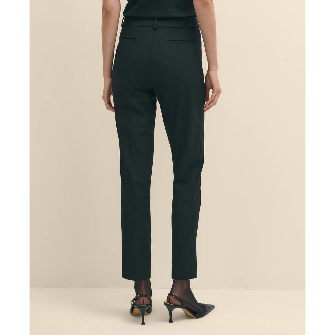 The Essentials Brooks Brothers Stretch Wool Slim Crop Pants