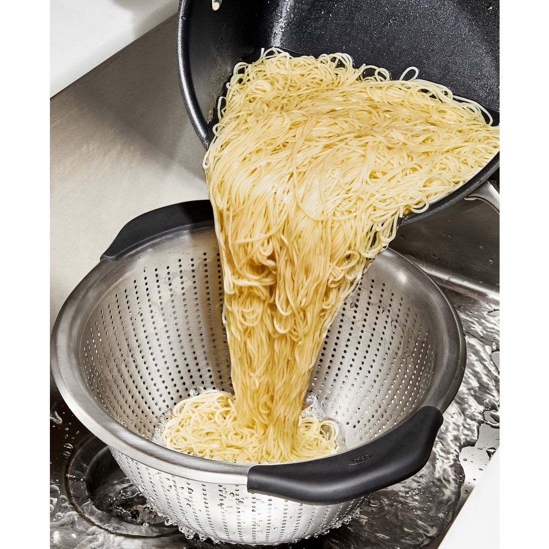 Oxo Good Grips 5-Quart Stainless Steel Colander