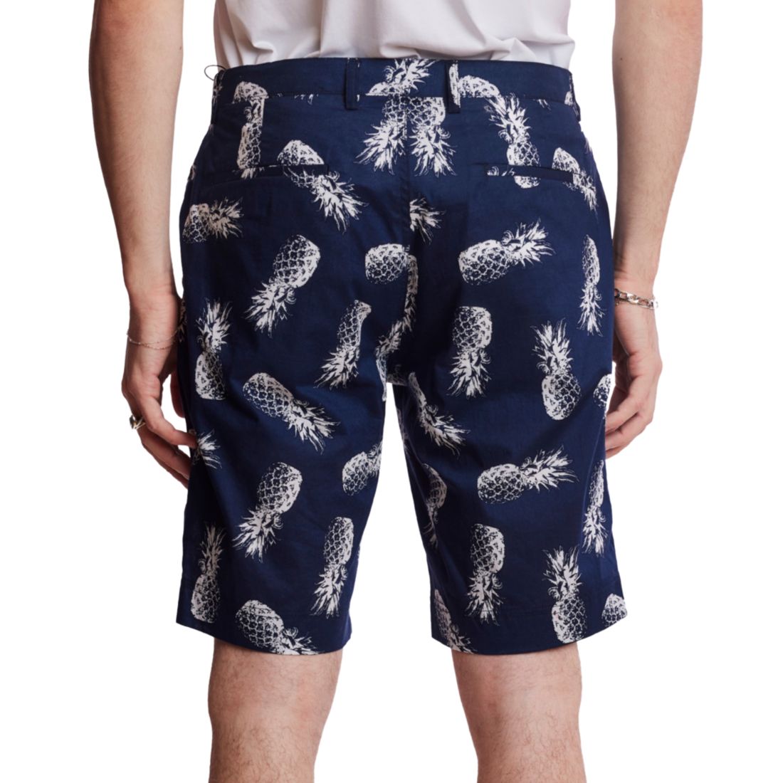 Paisley & Gray Men's Felix Slim Fit Pineapple Print 8-1/2" Shorts