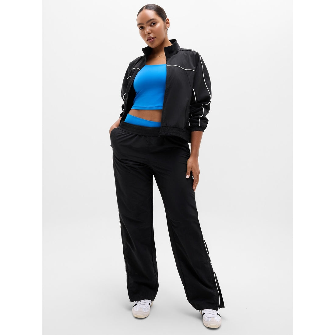 Women's On The Move Track Jacket