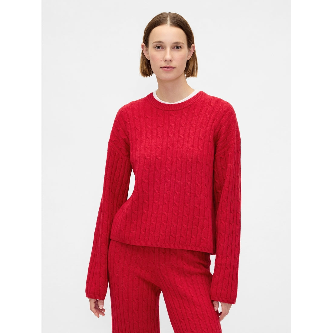 Women's Cashsoft Cable-Knit Crewneck Sweater