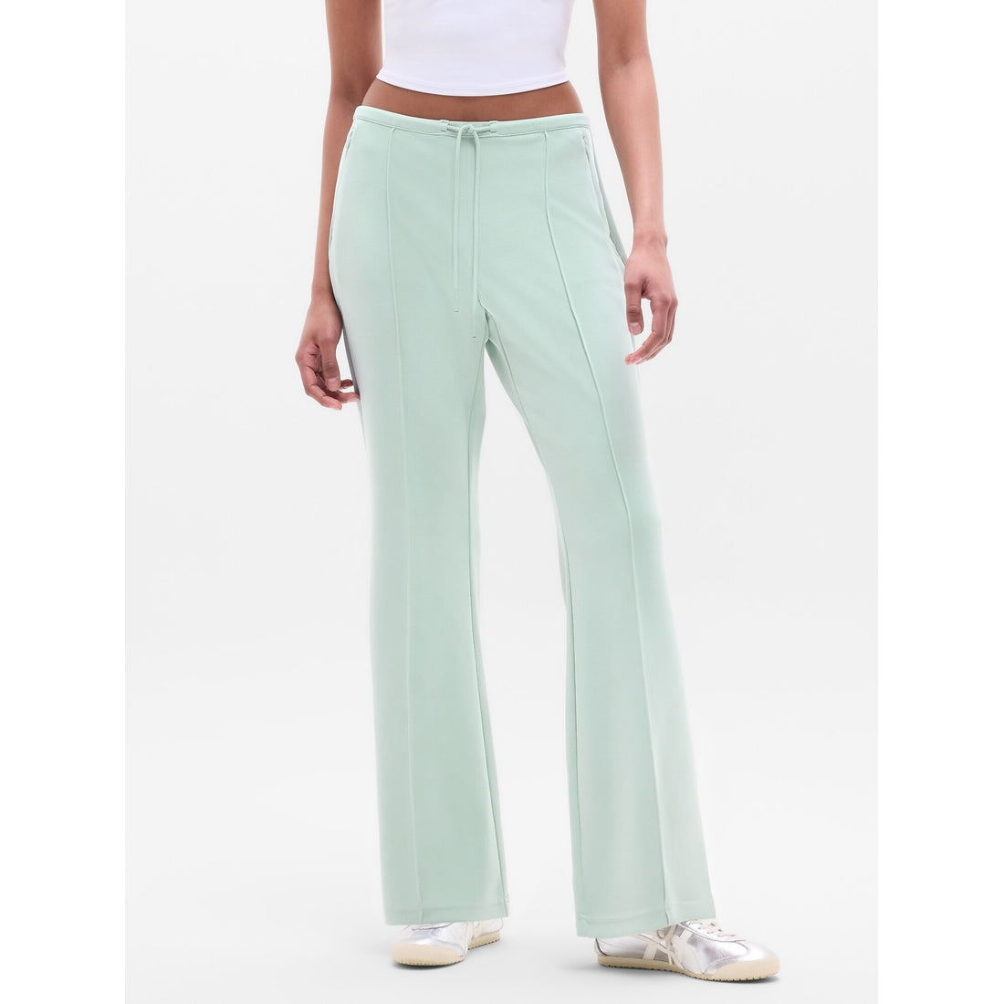 Women's Seasoft Pintuck Mid Rise Flare Pant