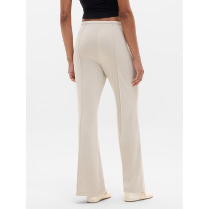 Women's Seasoft Pintuck Mid Rise Flare Pant