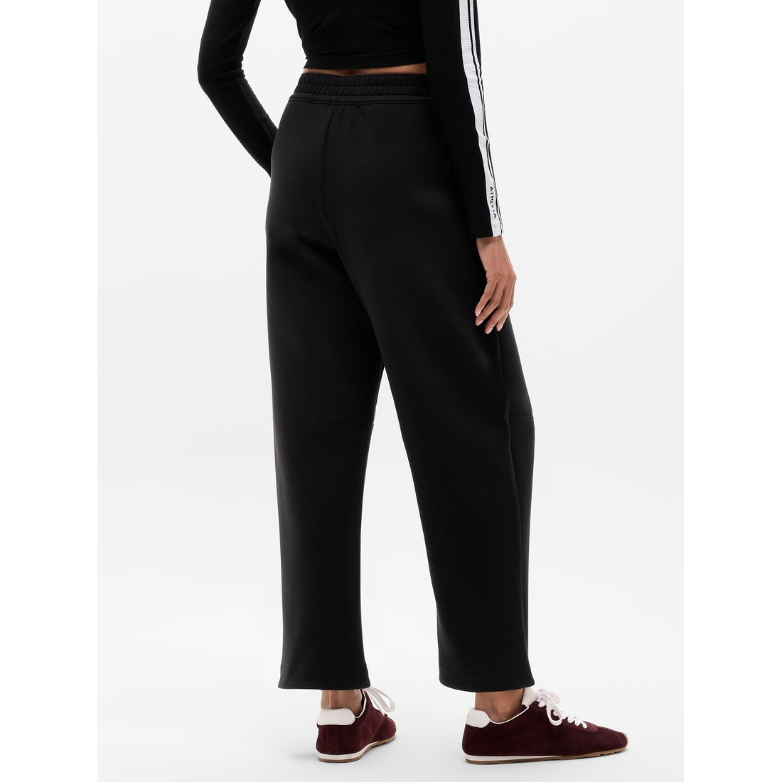 Women's Form Knit Mid Rise Barrel Pant