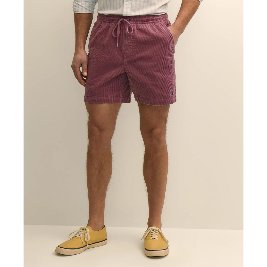 6" Friday Shorts in 8-Wale Cotton Corduroy