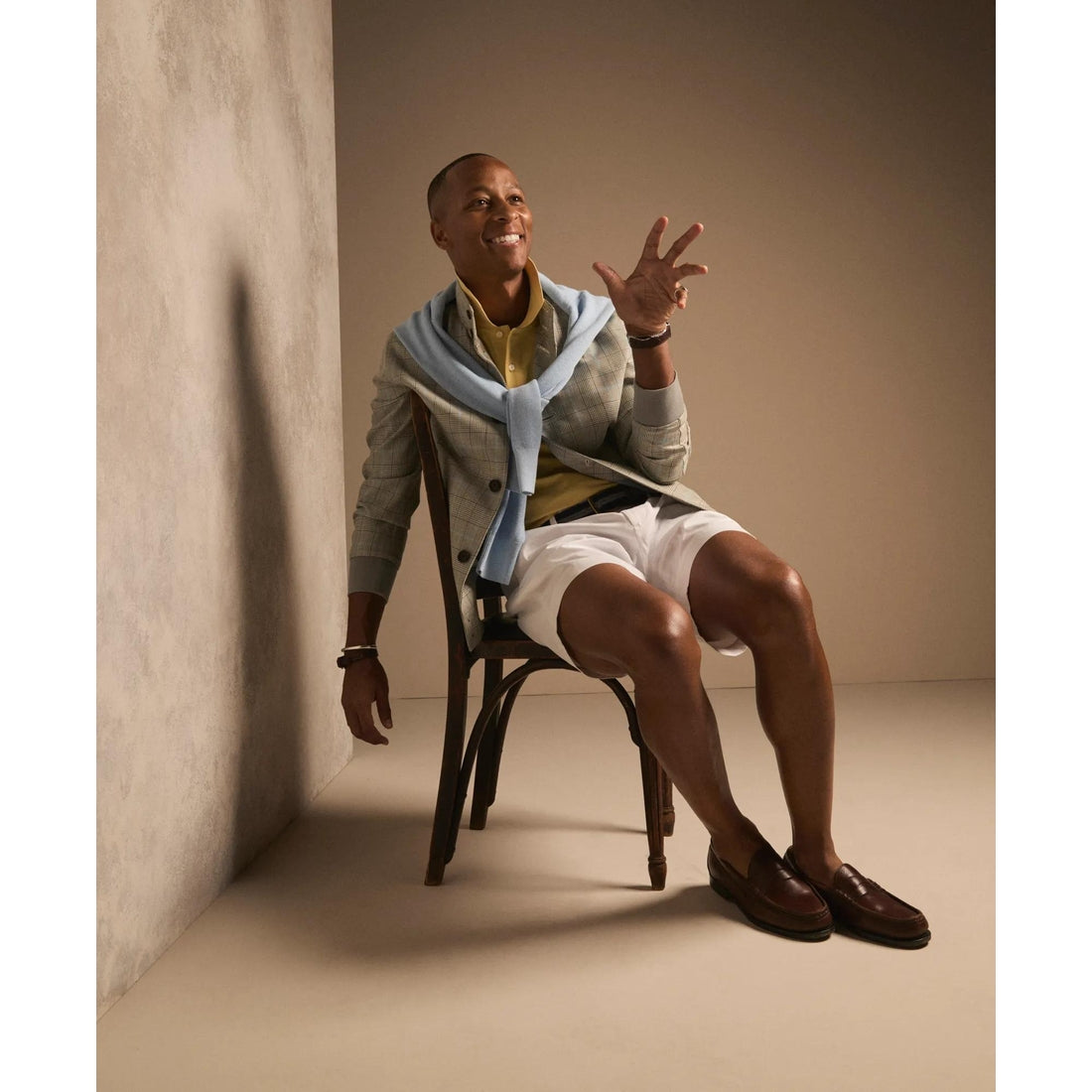 The 7" Friday Chino Short