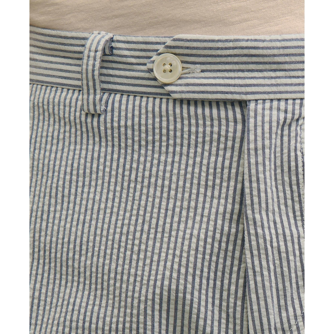 9" Washed Cotton Seersucker Shorts