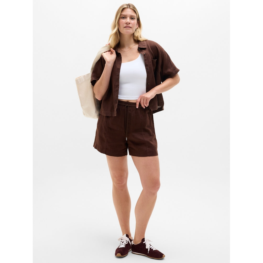 Women's Retreat Linen Mid Rise 4" Short