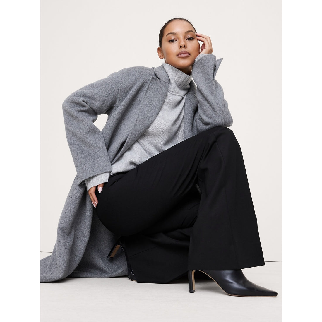 Women's High-Rise Modern Flare City Stretch Pant