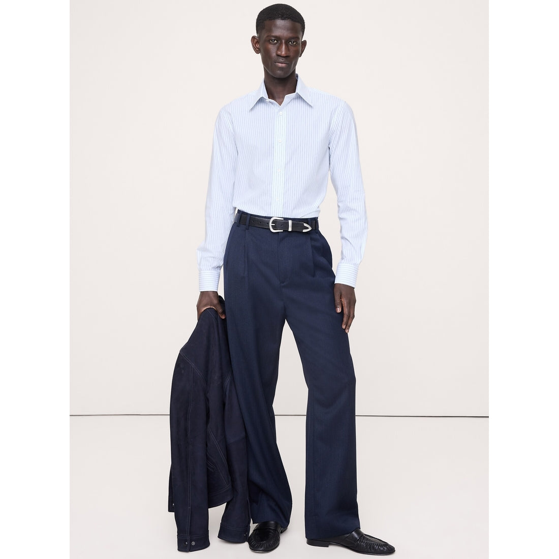 Men's Slim-Fit Wrinkle-Resistant Dress Shirt
