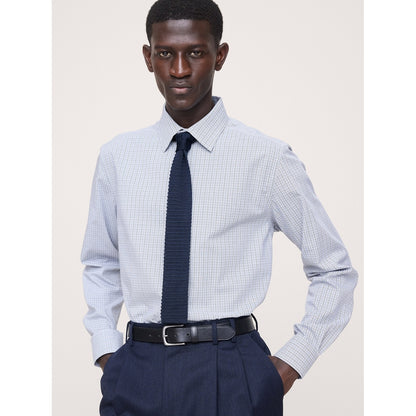 Men's Standard-Fit Wrinkle-Resistant Dress Shirt