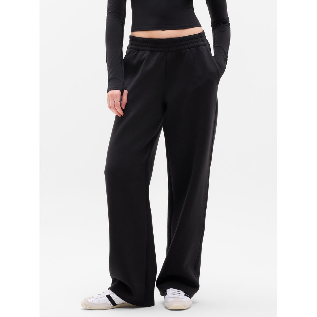 Women's Form Knit Mid Rise Straight Pant